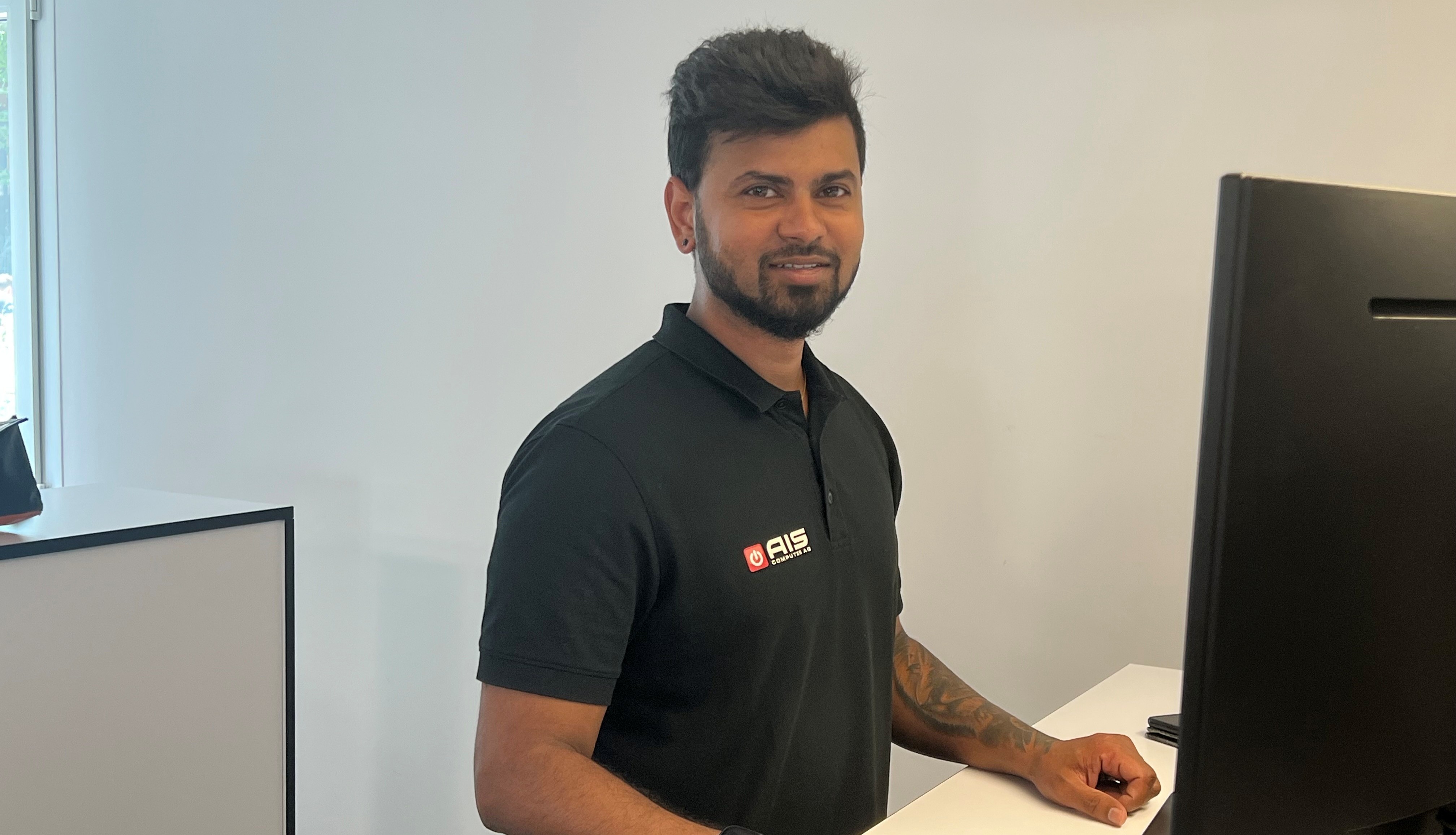  Nutharshan Mohanabalan